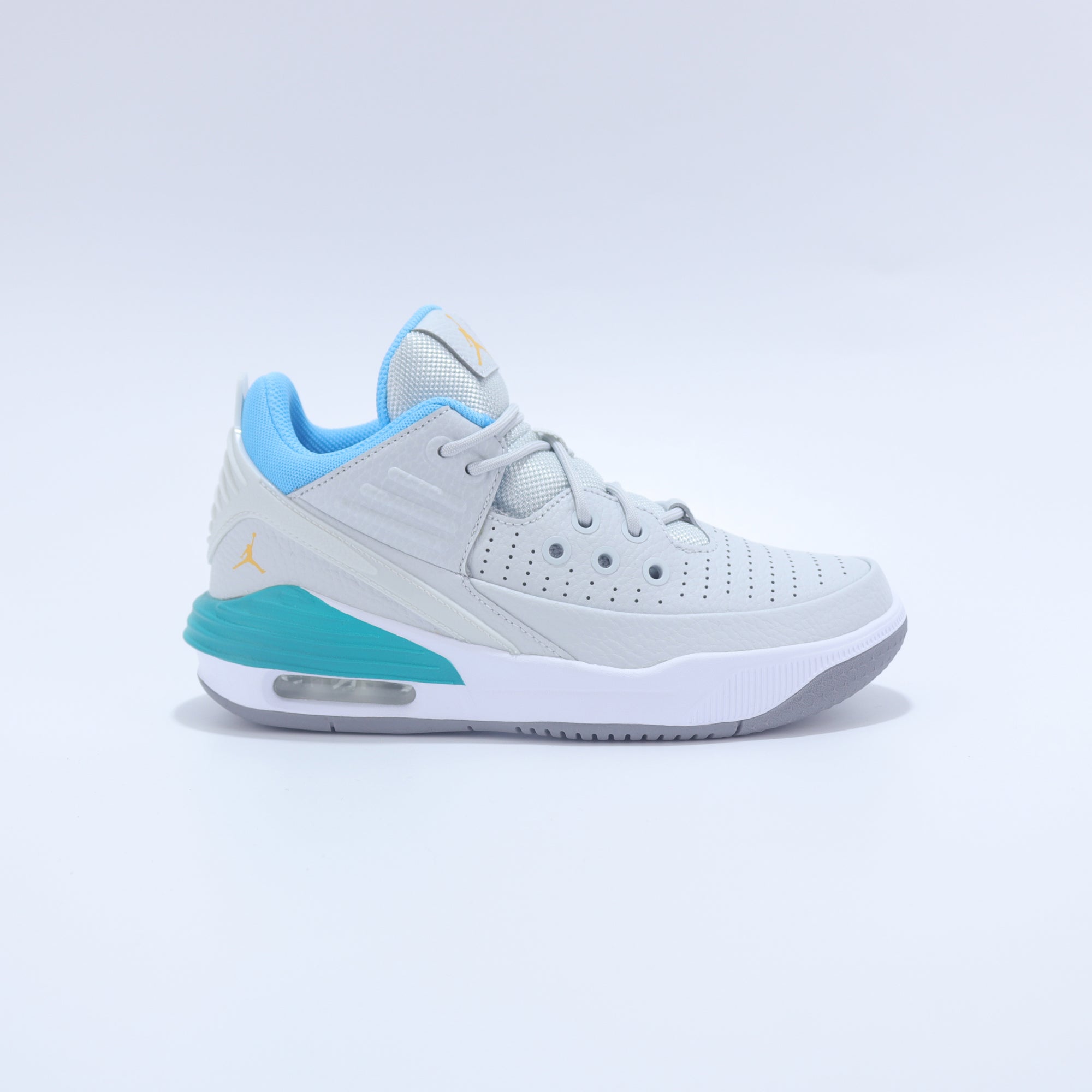 ZAPATILLAS NIKE DZ4352 070 ZAPATILLA NIKE JORDAN MAX AURA BG NIÑOS