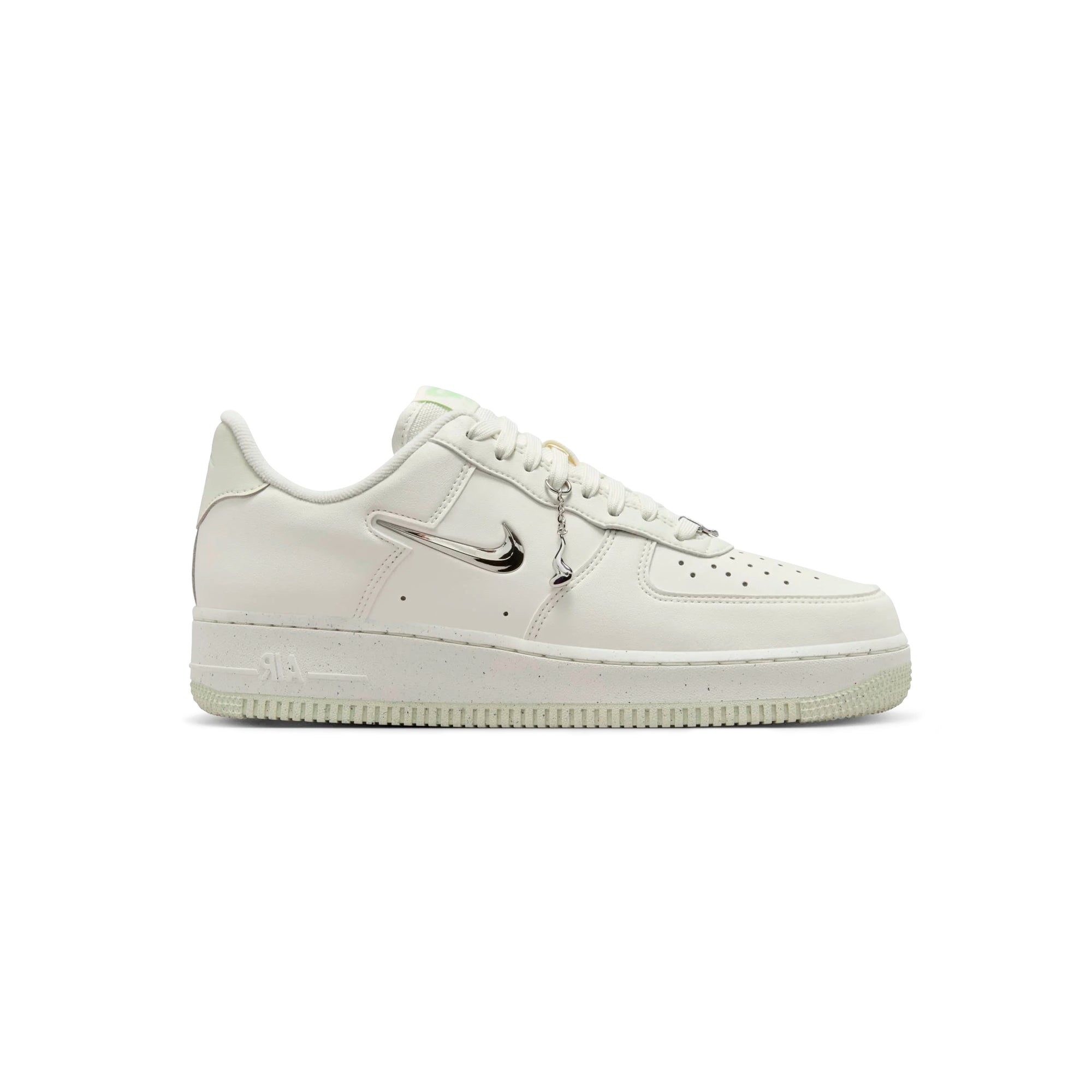 ZAPATILLAS NIKE FN8540 100 AIR FORCE 1 '07 NN SE MUJER