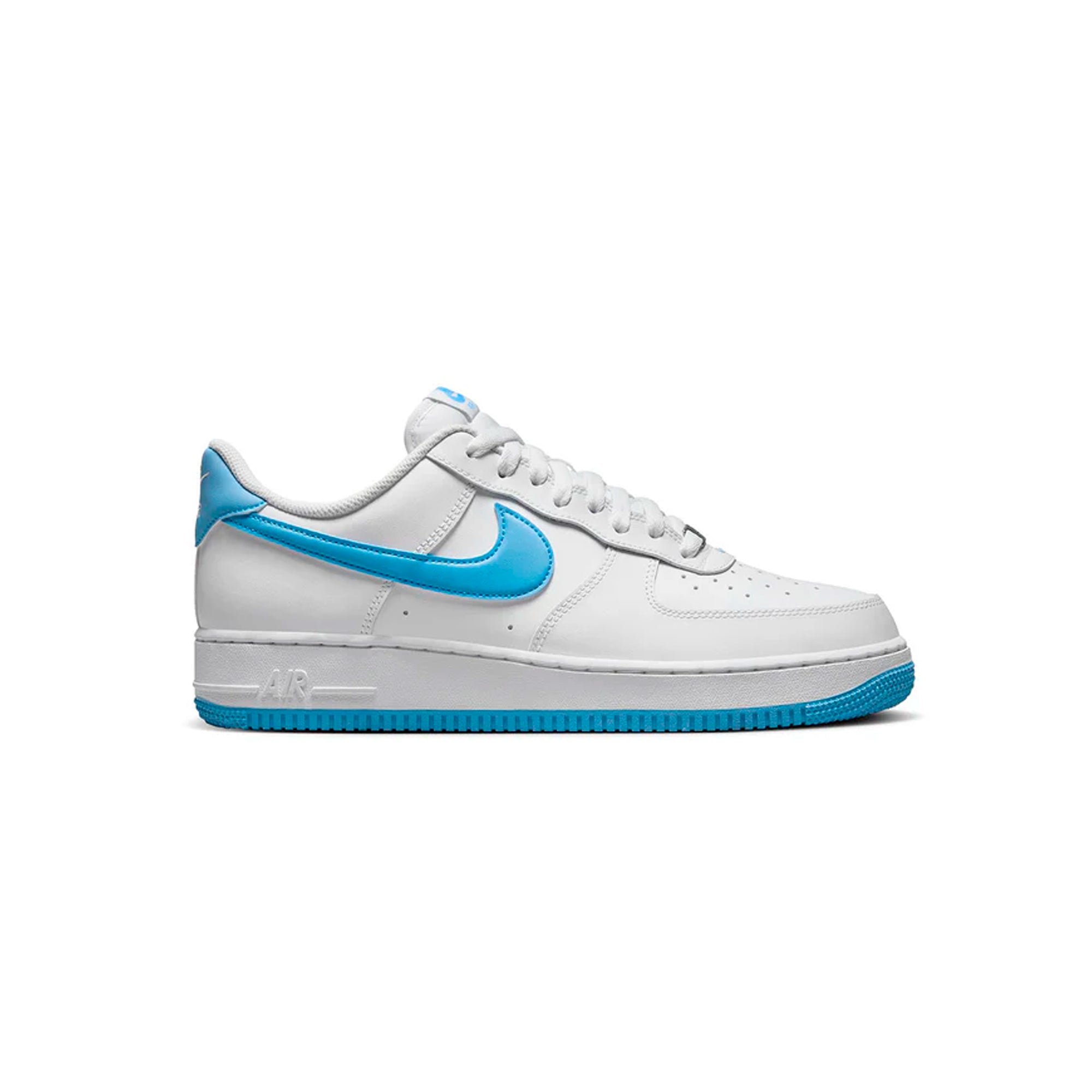 ZAPATILLAS NIKE FQ4296 100 AIR FORCE 1 '07 HOMBRE