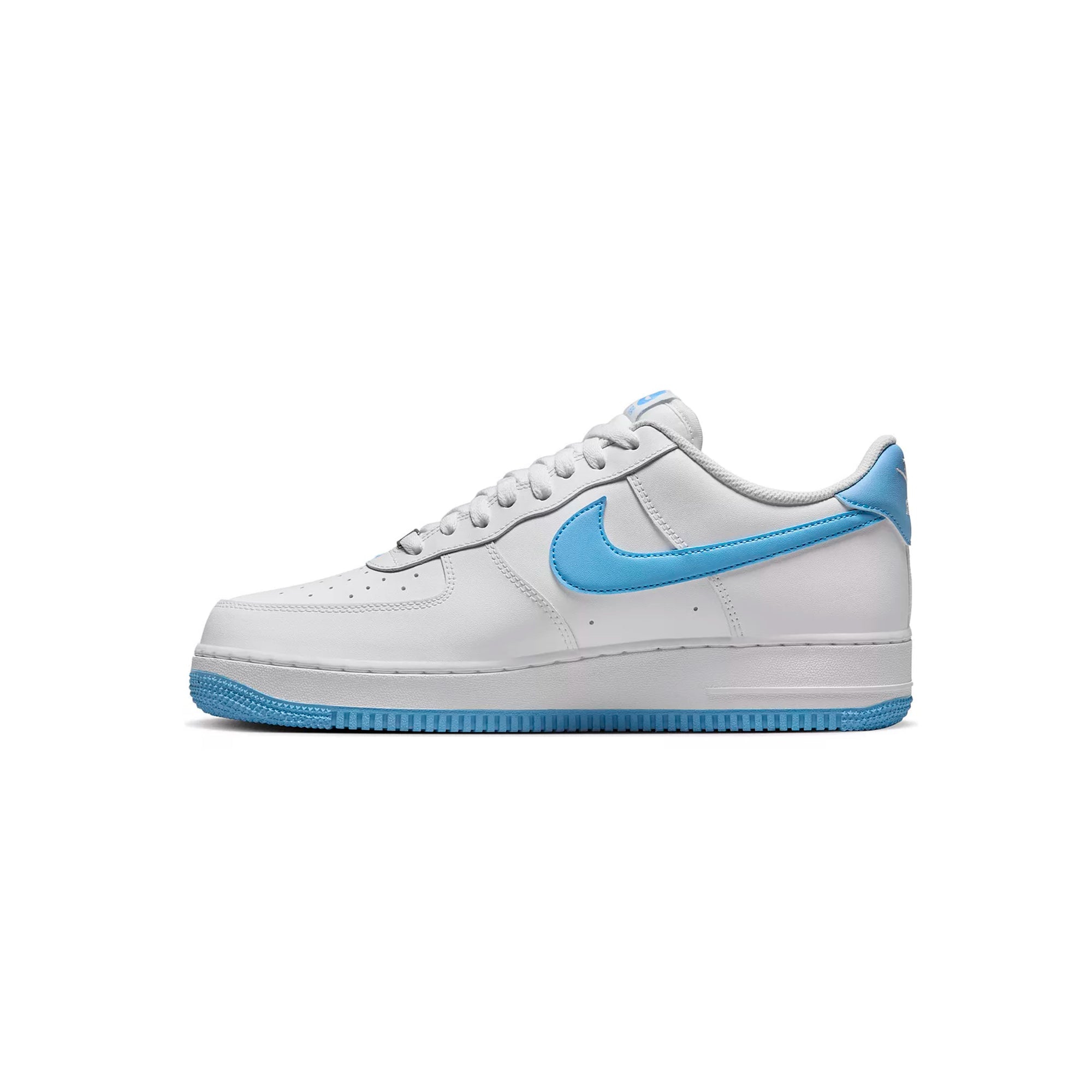 ZAPATILLAS NIKE FQ4296 100 AIR FORCE 1 '07 HOMBRE